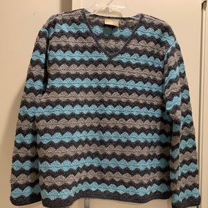 Vintage Liz Claiborne sweater..size L..great colors TTS